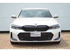 お車のお見積りと合わせましてＢＭＷ自動車保険のお見積もご用意致します。ＢＭＷ車オーナー様へ向けたＢＭＷだけの特典がございますＢＭＷ自動車保険につきましてもお気軽にご相談下さい。 3