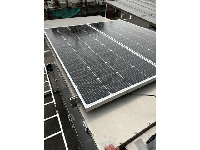 ハイゼットトラック 　キッチンカー、移動販売車、フードトラック、アルミボディ、２枚扉コールドテーブル、シンク、棚、水洗いＯＫ、８ナンバー構造変更可、ソーラーパネル搭載（12枚目）