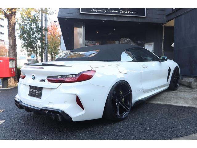 M8 M8カブリオレ コンペティション 現車合わせDMEチューニング パワー750ps、トルク105k 特注ロベルタリフターシステム アクラポビッチ可変チタンマフラー ACシュニッツァーエアロ 特注ワンオフブレンボブレーキシステム(38枚目)
