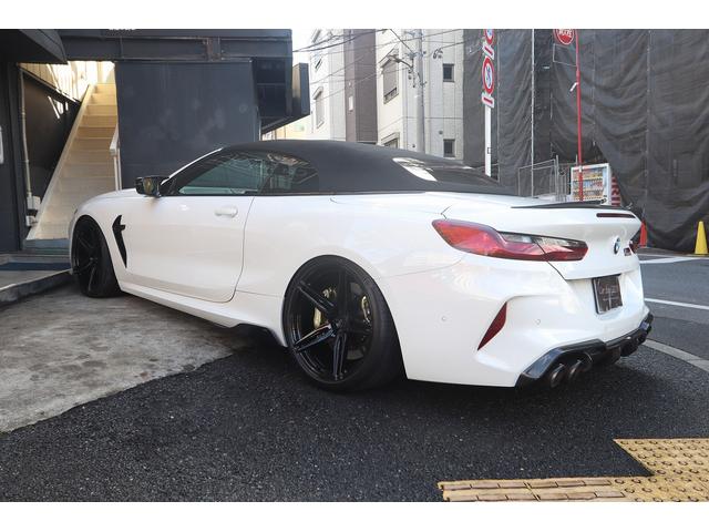 M8 M8カブリオレ コンペティション 現車合わせDMEチューニング パワー750ps、トルク105k 特注ロベルタリフターシステム アクラポビッチ可変チタンマフラー ACシュニッツァーエアロ 特注ワンオフブレンボブレーキシステム(41枚目)