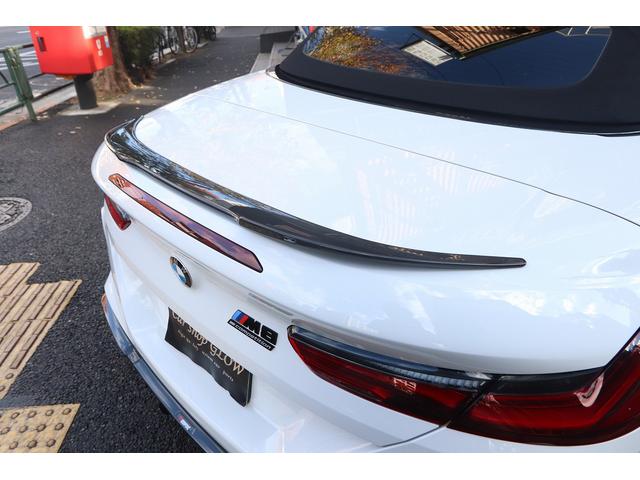 M8 M8カブリオレ コンペティション 現車合わせDMEチューニング パワー750ps、トルク105k 特注ロベルタリフターシステム アクラポビッチ可変チタンマフラー ACシュニッツァーエアロ 特注ワンオフブレンボブレーキシステム(47枚目)