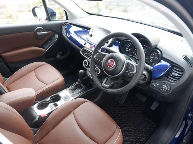 クロス ワンオーナー 新車保証継承 カープレイ アンドロイドオート対応 ETC(3枚目)