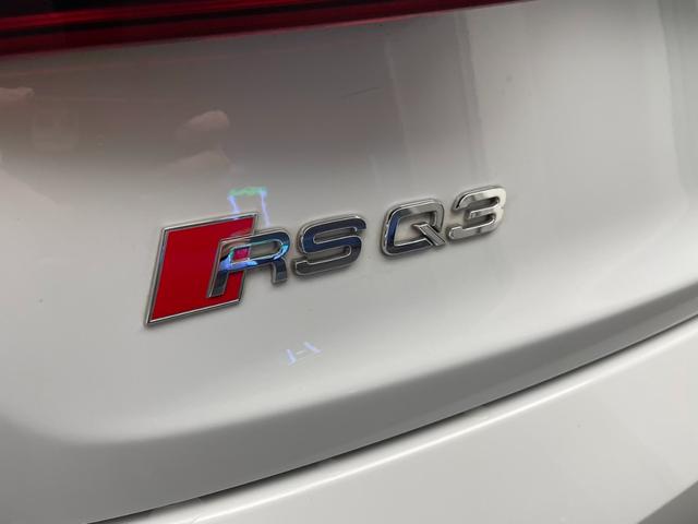 アウディ ＲＳ Ｑ３