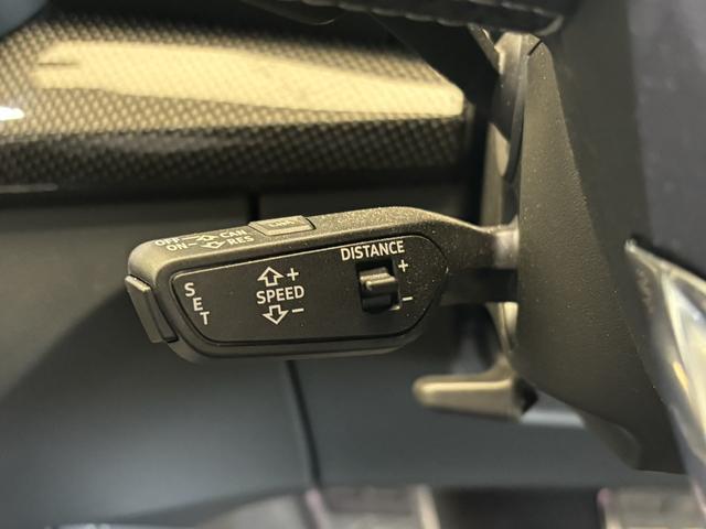 ＳＱ５ ベースグレード　４ＷＤ　メモリーナビ　バックカメラ　革シート　フルセグ　全周囲カメラ　電動リアゲート　シートヒーター　オートクルーズコントロール　ターボ　アイドリングストップ　オートマチックハイビーム　オートライト（13枚目）