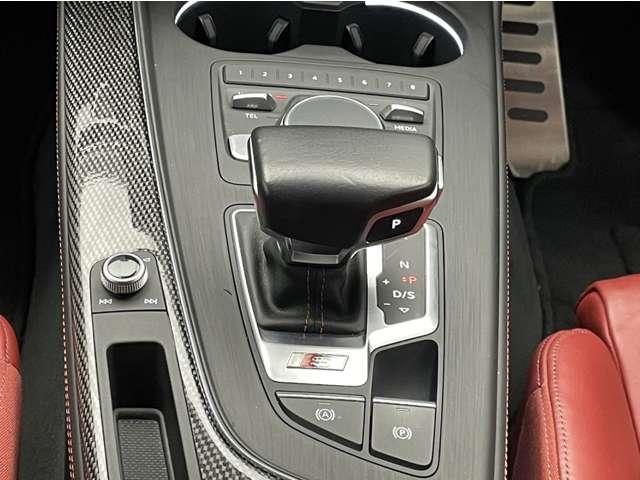 Ｓ４アバント ベースグレード　ダイナミックステアリング　ｂａｎｇ＆ｏｌｕｆｓｅｎ　リアスポーツデフ　Ｓスポーツシート　マトリクスＬＥＤヘッドライト　セーフティパッケーシ　プライバシーガラス（9枚目）