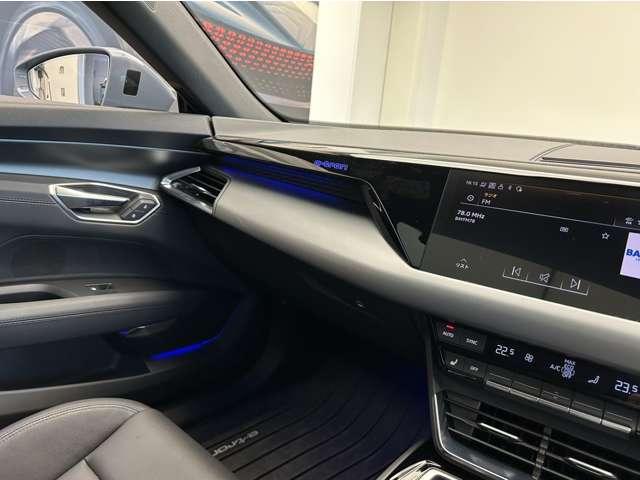 e-トロンGTクワトロ ベースグレード エレクトリック4ドアグランツーリスモ マトリックスLEDヘッドライト アウディバーチャルコックピット MMIナビゲーションプラス アウディプレセンスセーフティシステム アダプティブクルーズコントロール(11枚目)