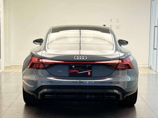 e-トロンGTクワトロ ベースグレード エレクトリック4ドアグランツーリスモ マトリックスLEDヘッドライト アウディバーチャルコックピット MMIナビゲーションプラス アウディプレセンスセーフティシステム アダプティブクルーズコントロール(18枚目)