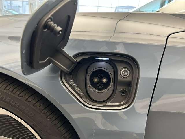 e-トロンGTクワトロ ベースグレード エレクトリック4ドアグランツーリスモ マトリックスLEDヘッドライト アウディバーチャルコックピット MMIナビゲーションプラス アウディプレセンスセーフティシステム アダプティブクルーズコントロール(34枚目)