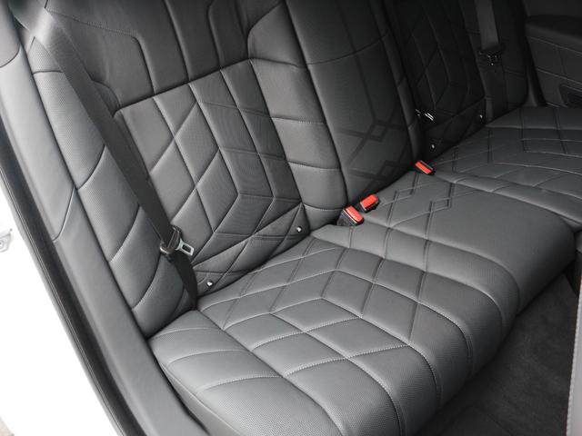 i7 eDrive 50 エクセレンス(24枚目)