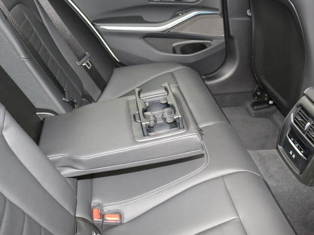 3シリーズ 330e Mスポーツ(33枚目)