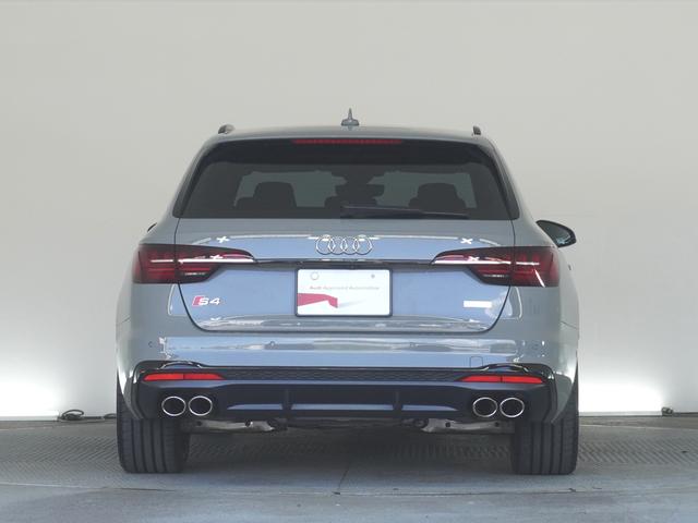 Ｓ４アバント ベースグレード　認定中古車　Ｂ＆Ｏサウンド　アシスタンスパッケージ　レッドキャリパー　ダイナミックステアリング　ファインナッパレザー　ブラックスタイリングパッケージ　リアスポーツデファレンシャル　４ＷＤ　メモリーナビ（5枚目）
