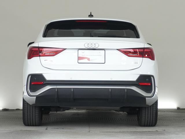 Ｑ３スポーツバック ３５ＴＦＳＩ　Ｓライン　認定中古車　コンビニエンス＆アシスタンスパッケージ　スマートフォンインターフェース　プラスパッケージ　メモリーナビ　ＥＴＣ　衝突被害軽減ブレーキ　アダプティブクルーズコントロール　障害物センサー（5枚目）