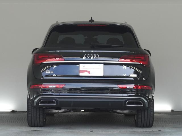 Ｑ５ ４０ＴＤＩクワトロ　Ｓライン　認定中古車　２０インチアルミホイール　Ｓラインプラスパッケージ　４ＷＤ　メモリーナビ　衝突被害軽減ブレーキ　アダプティブクルーズコントロール　レーンキープアシスト　パーキングアシスト　障害物センサー（5枚目）