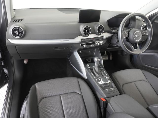 Ｑ２ ３０ＴＦＳＩスポーツ　認定中古車　アシスタンスパッケージ　オートマチックテールゲート　ナビゲーションパッケージ　バーチャルコックピット　メモリーナビ　ＥＴＣ　衝突被害軽減ブレーキ　アダプティブクルーズコントロール　禁煙車（13枚目）