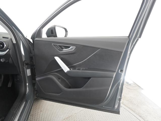 Ｑ２ ３０ＴＦＳＩスポーツ　認定中古車　アシスタンスパッケージ　オートマチックテールゲート　ナビゲーションパッケージ　バーチャルコックピット　メモリーナビ　ＥＴＣ　衝突被害軽減ブレーキ　アダプティブクルーズコントロール　禁煙車（14枚目）