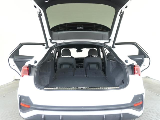 Ｑ３スポーツバック ３５ＴＦＳＩ　Ｓライン　認定中古車　コンビニエンスパッケージ＆アシスタンスパッケージ　プライバシーガラス（15枚目）