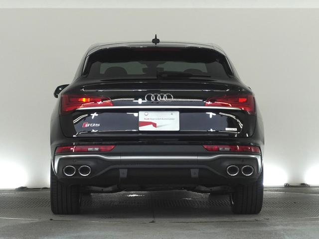 ＳＱ５スポーツバック ベースグレード　認定中古車　ＴＶチューナー　カラードブレーキキャリパー　プライバシーガラス　レザーパッケージ（5枚目）