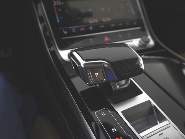 Ｓ８ ベースグレード　認定中古車　アウディレーザーライトパッケージ　パノラミックサンルーフ（10枚目）