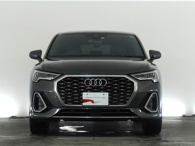 Ｑ３スポーツバック ３５ＴＦＳＩ　Ｓライン　認定中古車　スマートフォンインターフェース（2枚目）