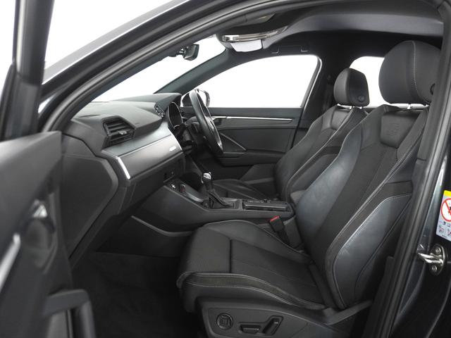 Ｑ３スポーツバック ３５ＴＦＳＩ　Ｓライン　認定中古車　スマートフォンインターフェース（8枚目）
