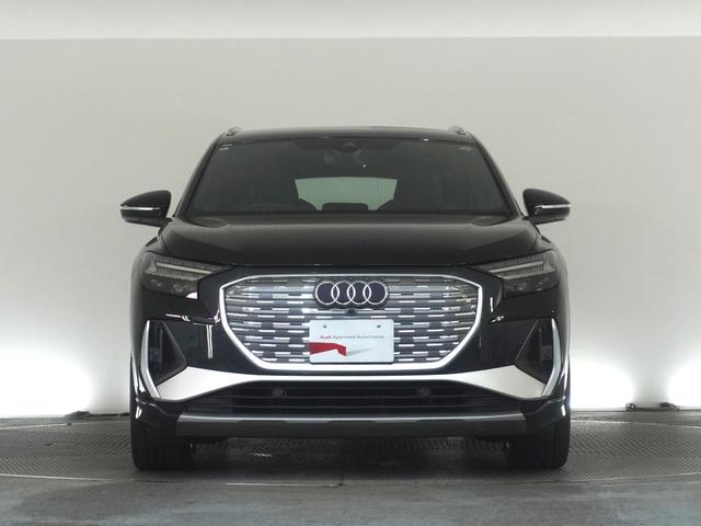 Ｑ４ ｅ－トロン ４０ｅ－トロン　認定中古車　ＭＭＩナビゲーションシステム　エスラインインテリアプラスパッケージ（2枚目）
