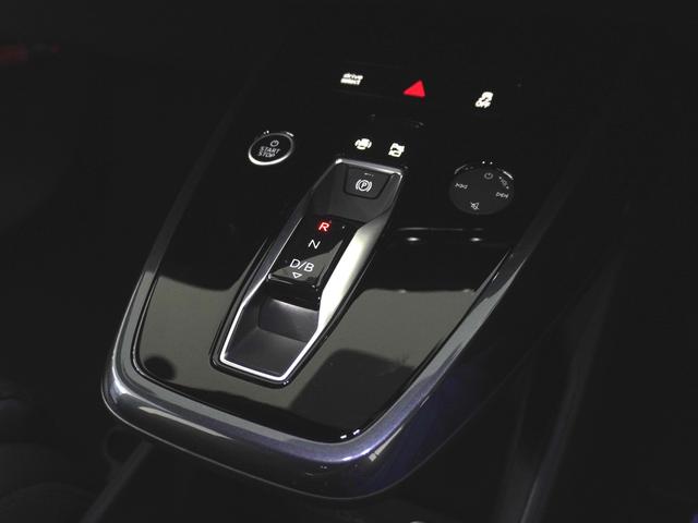 Ｑ４ ｅ－トロン ４０ｅ－トロン　認定中古車　ＭＭＩナビゲーションシステム　エスラインインテリアプラスパッケージ（10枚目）