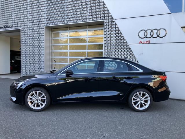 Ａ３セダン ３０ＴＦＳＩアドバンスド　認定中古車　コンビニエンスパッケージ　アシスタンスパッケージ　ナビゲーションパッケージ（3枚目）