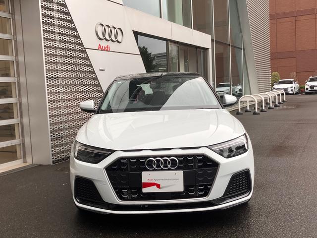A1スポーツバック 25TFSI アドバンスド 認定中古車 ナビゲーションパッケージ コントラストルーフ スマートフォンインターフェイス ACC レーンアシスト ETC 衝突被害軽減ブレーキ LEDヘッドライト アルミホイール 禁煙車(2枚目)