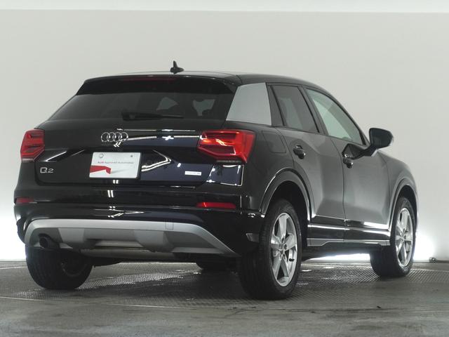 Ｑ２ ３０ＴＦＳＩスポーツ　認定中古車　アシスタンスパッケージ　オートマチックテールゲート　ナビゲーションパッケージ　バーチャルコックピット　ＡＣＣ　レーンアシスト　衝突軽減装置　ＥＴＣ　障害物センサー　バックカメラ　禁煙車（4枚目）