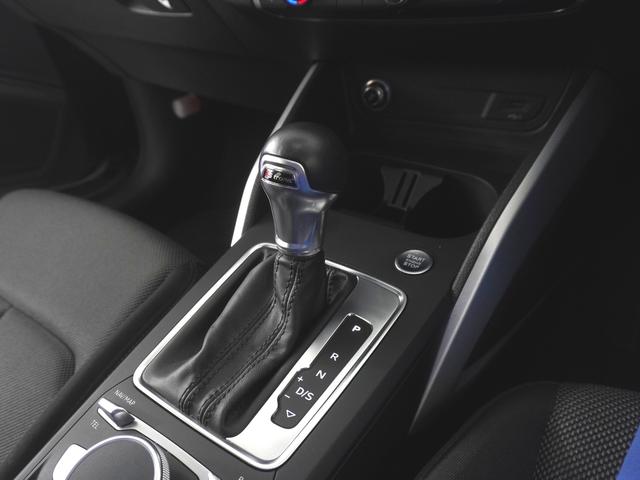 Ｑ２ ３０ＴＦＳＩスポーツ　認定中古車　アシスタンスパッケージ　オートマチックテールゲート　ナビゲーションパッケージ　バーチャルコックピット　ＡＣＣ　レーンアシスト　衝突軽減装置　ＥＴＣ　障害物センサー　バックカメラ　禁煙車（10枚目）