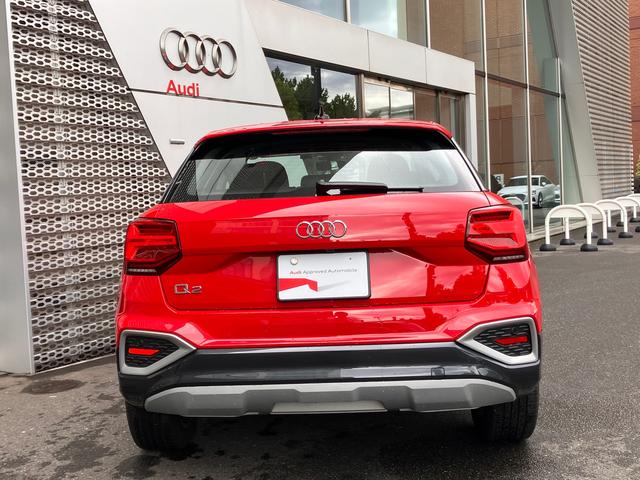 Ｑ２ ３５ＴＦＳＩアドバンスド　認定中古車　ナビゲーションパッケージ　コンビニエンスアンドアシスタンスパッケージ　テクノロジーパッケージ（5枚目）