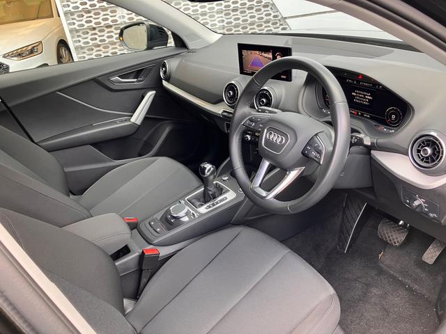 Ｑ２ ３５ＴＦＳＩアドバンスド　認定中古車　ナビゲーションパッケージ　コンビニエンスアンドアシスタンスパッケージ　テクノロジーパッケージ　ＡＣＣ　衝突軽減装置　レーンアシスト（18枚目）