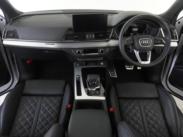 Ｑ５スポーツバック ４０ＴＤＩクワトロ　Ｓライン　認定中古車　Ｓラインダイナミックエディション　パノラマサンルーフ　Ｓラインプラスパッケージ　コンフォートパッケージ　ＡＣＣ　ＥＴＣ　衝突軽減装置（6枚目）