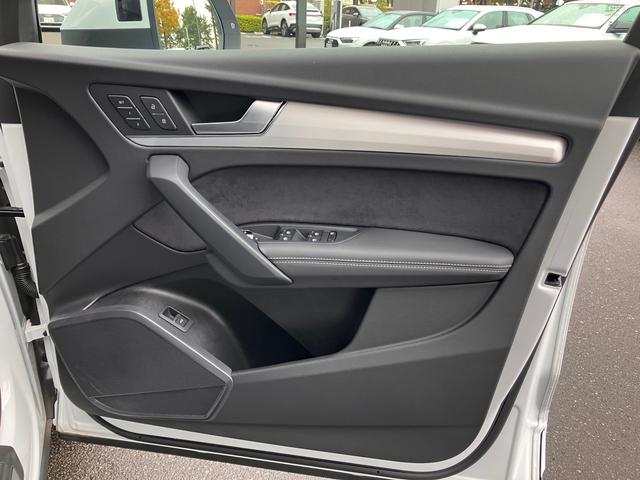 Ｑ５スポーツバック ４０ＴＤＩクワトロ　Ｓライン　認定中古車　Ｓラインパッケージ　コンフォートパッケージ　ＡＣＣ　ＥＴＣ　衝突軽減装置（17枚目）