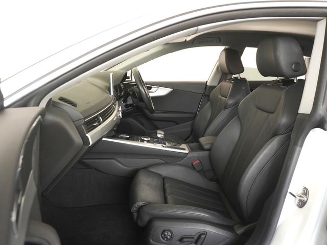 すみずみにやわらかく手触りの良い選りすぐりの素材が、クラフトマンシップによる精緻な仕上げで配されています。