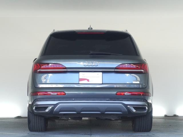 Q7 45TFSIクワトロ 認定中古車 Sラインリミテッド ACC 衝突軽減装置 ETC レーンキープアシスト パーキングアシスト 過給器設定モデル メモリーナビ CD シートヒーター 電動シート アルミホイール(5枚目)