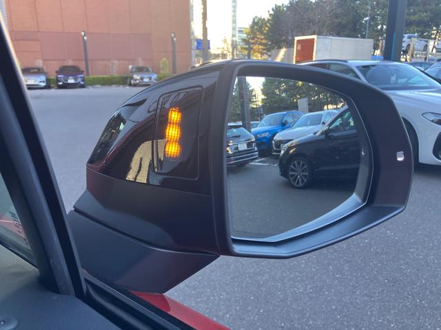 Q7 50TDIクワトロ Sライン 認定中古車 レザーパッケージ パノラマサンルーフ オールホイールステアリング プライバシガラス ブラックスタイリングパッケージ ACC ETC 衝突軽減装置(12枚目)