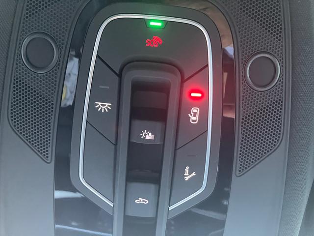 Q7 50TDIクワトロ Sライン 認定中古車 レザーパッケージ パノラマサンルーフ オールホイールステアリング プライバシガラス ブラックスタイリングパッケージ ACC ETC 衝突軽減装置(16枚目)