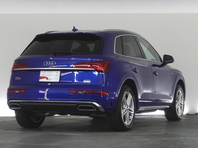 Ｑ５ ４０ＴＤＩクワトロ　Ｓライン　認定中古車　バングアンドオルフセン３Ｄサウンドシステム　Ｓラインプラスパッケージ　ＡＣＣ　ＥＴＣ　レーンアシスト　衝突軽減装置　４ＷＤ　メモリーナビ　パーキングアシスト　ＬＥＤヘッドライト　電動シート（4枚目）