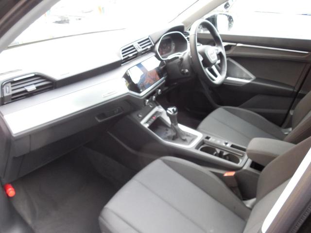 Ｑ３ ３５ＴＦＳＩアドバンスド　認定中古車　コンビニエンスアンドアシスタンスパッケージ　スマートフォンインターフェイス　ＡＣＣ　ＥＴＣ　衝突軽減装置（7枚目）