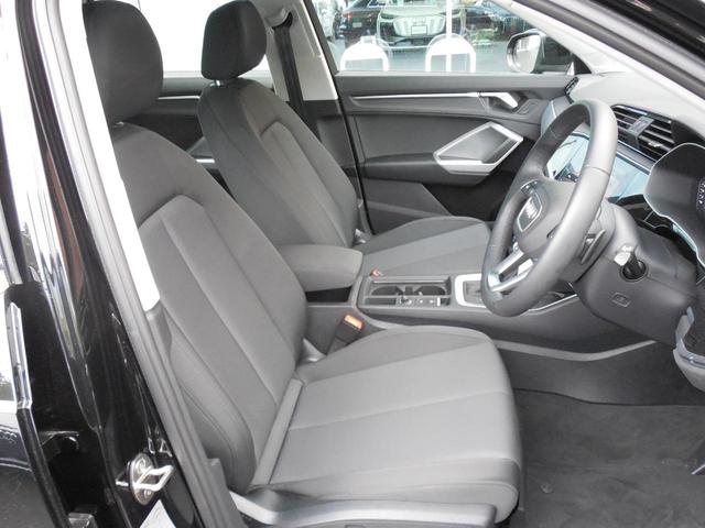 Ｑ３ ３５ＴＦＳＩアドバンスド　認定中古車　コンビニエンスアンドアシスタンスパッケージ　スマートフォンインターフェイス　ＡＣＣ　ＥＴＣ　衝突軽減装置（9枚目）