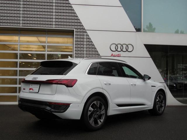 Q8 e-トロン 55e-トロンクワトロ Sライン ナビゲーション サイドアシスト アダプティブクルーズコントロール ETC オートライト シートヒーター オートエアコン バーチャルコックピット リヤカメラ(5枚目)