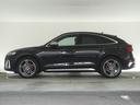 ＳＱ５スポーツバック ベースグレード　認定中古車　ＴＶチューナー　カラードブレーキキャリパー　プライバシーガラス　レザーパッケージ（3枚目）