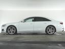 Ｓ８ ベースグレード　認定中古車　アウディレーザーライトパッケージ　パノラミックサンルーフ（3枚目）