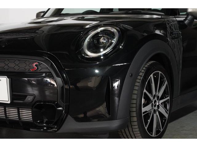 ＭＩＮＩ クーパーＳプレミアムプラスパックエッセンシャルトリム　シャドーエディション　インテリジェントセーフティー　前席シートヒーター　前後パーキングディスタンスコントロール　純正ＨＤＤナビ（34枚目）