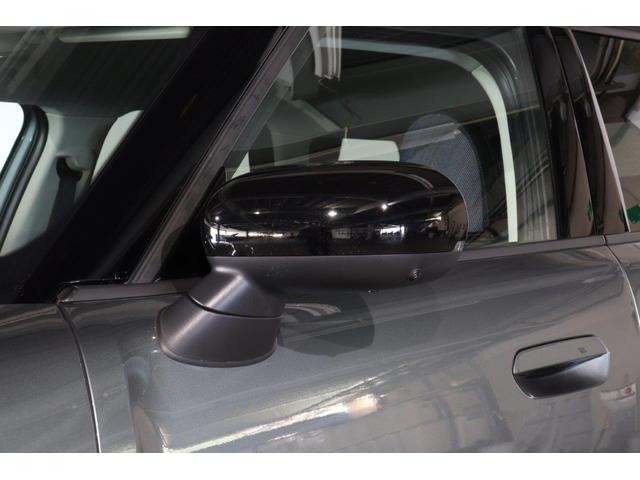 ＭＩＮＩ カントリーマンＤ　クラシック・トリム　電動シート　ＡｐｐｌｅＣａｒＰｌａｙ　ＡｎｄｒｏｉｄＡｕｔｏ　シートヒーター　ステアリングヒーター　ヘッドアップディスプレイ　ＭＩＮＩ認定中古車（8枚目）