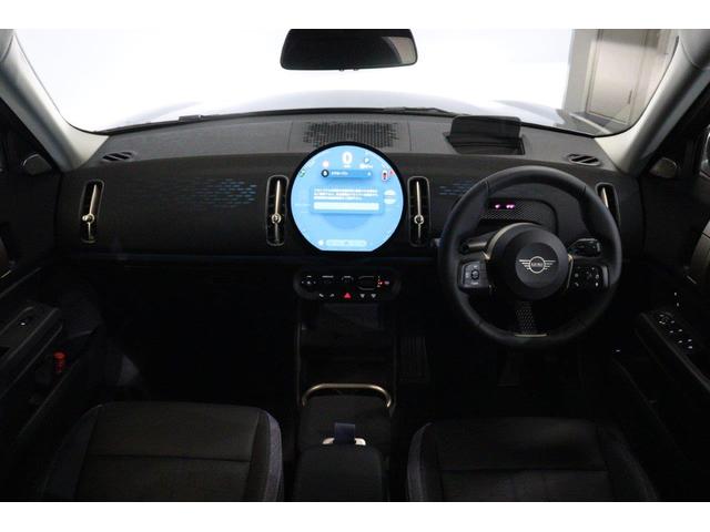 ＭＩＮＩ カントリーマンＤ　クラシック・トリム　電動シート　ＡｐｐｌｅＣａｒＰｌａｙ　ＡｎｄｒｏｉｄＡｕｔｏ　シートヒーター　ステアリングヒーター　ヘッドアップディスプレイ　ＭＩＮＩ認定中古車（10枚目）
