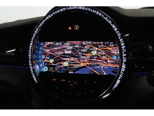 ＭＩＮＩ ジョンクーパーワークス　コンバーチブル　ＪＣＷトリム　アクティブクルーズコントロール　ヘッドアップディスプレイ衝突被害軽減ブレーキ　１７インチアロイホイール　シートヒーター（39枚目）