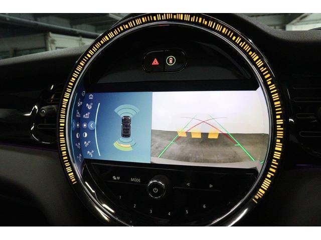 ＭＩＮＩ ジョンクーパーワークス　コンバーチブル　ＪＣＷトリム　アクティブクルーズコントロール　ヘッドアップディスプレイ衝突被害軽減ブレーキ　１７インチアロイホイール　シートヒーター（41枚目）