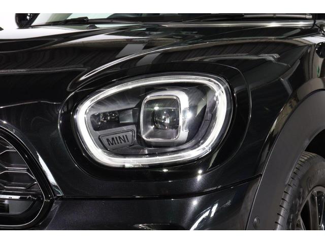 ＭＩＮＩ クパＳＤクロスオバオル４プレミアム＋Ｐクラシクトリム　ブラッククロスレザーシート　純正ＨＤＤナビ　バックカメラ　アクティブクルーズコントロール　オートマチックテールゲート　シートヒーター（7枚目）